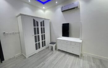 شراء أثاث مستعمل بشمال الرياض 0530669383